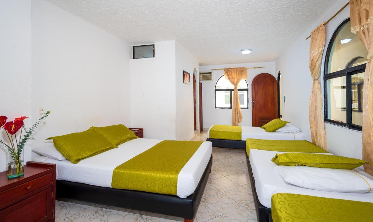 Ayenda 1234 Imperio 70 Hotel เมเดยิน ภายนอก รูปภาพ