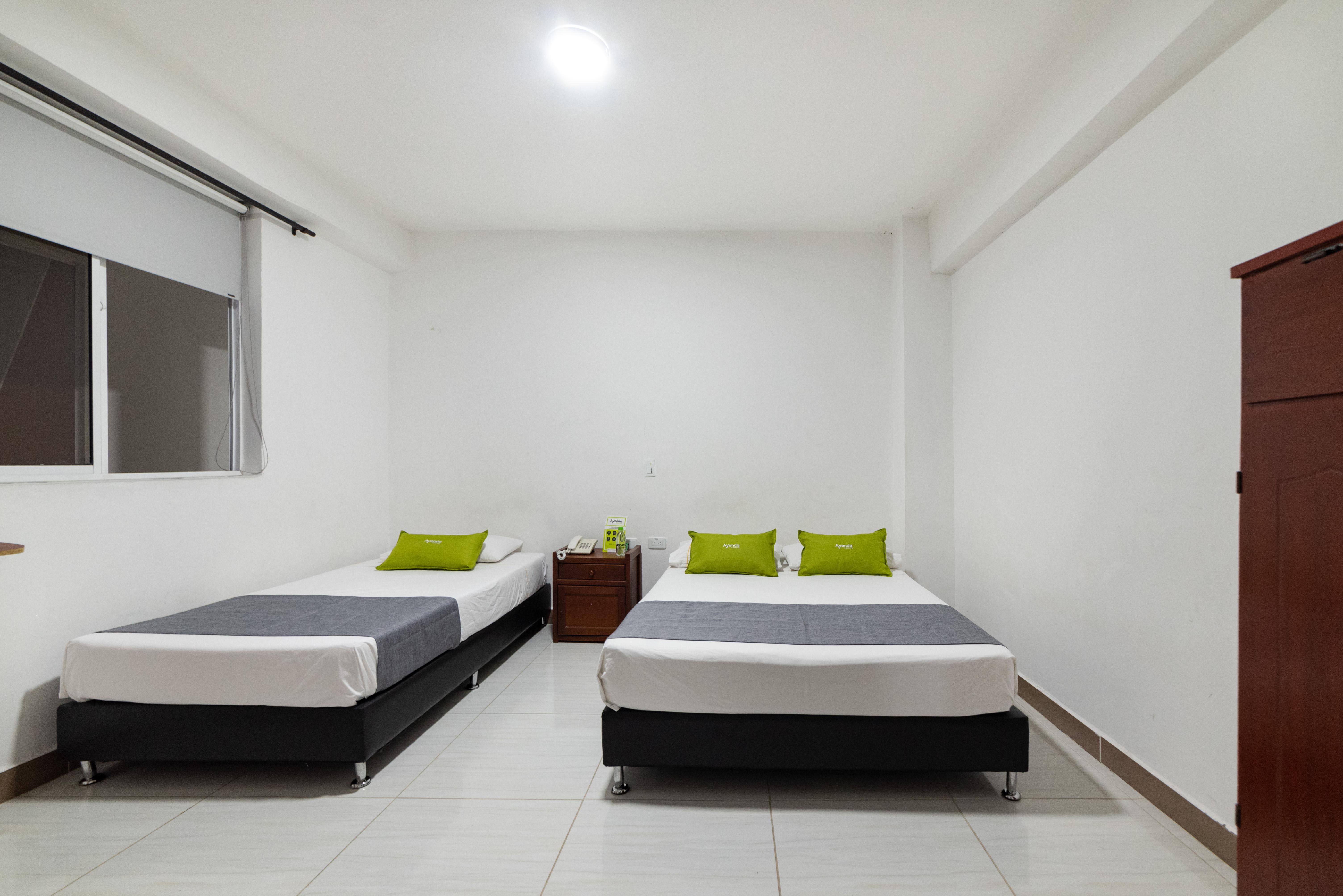 Ayenda 1234 Imperio 70 Hotel เมเดยิน ภายนอก รูปภาพ