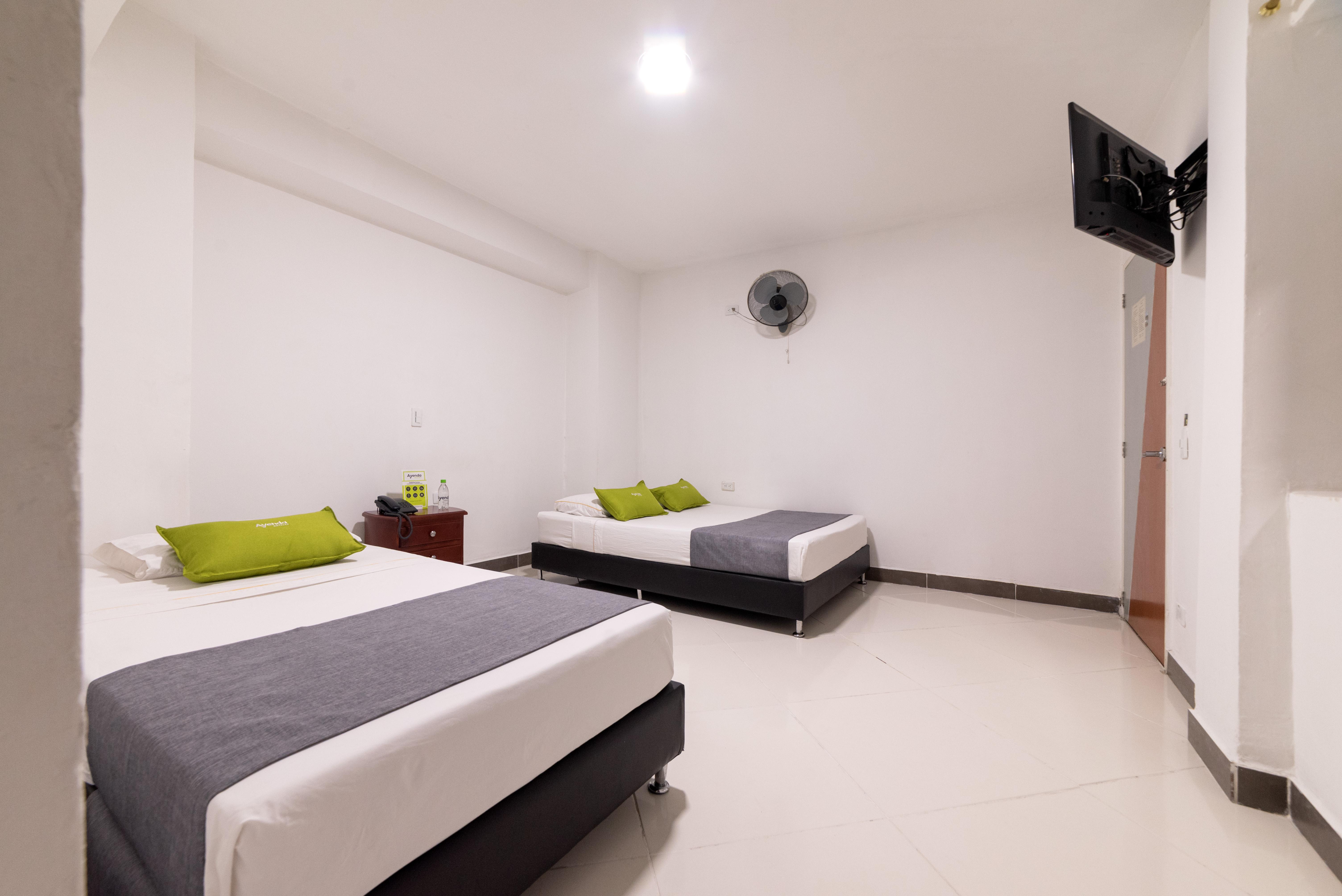 Ayenda 1234 Imperio 70 Hotel เมเดยิน ภายนอก รูปภาพ