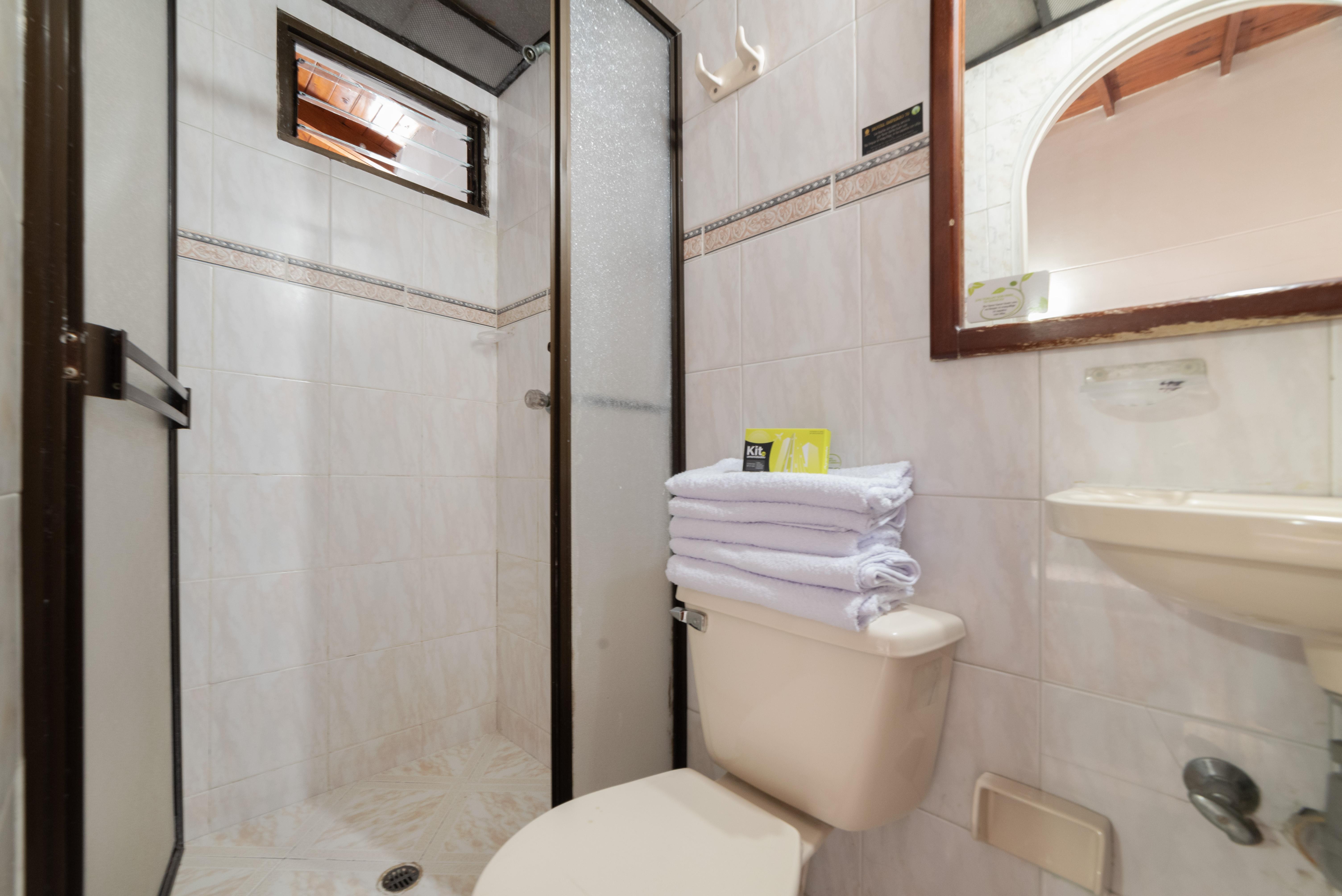 Ayenda 1234 Imperio 70 Hotel เมเดยิน ภายนอก รูปภาพ