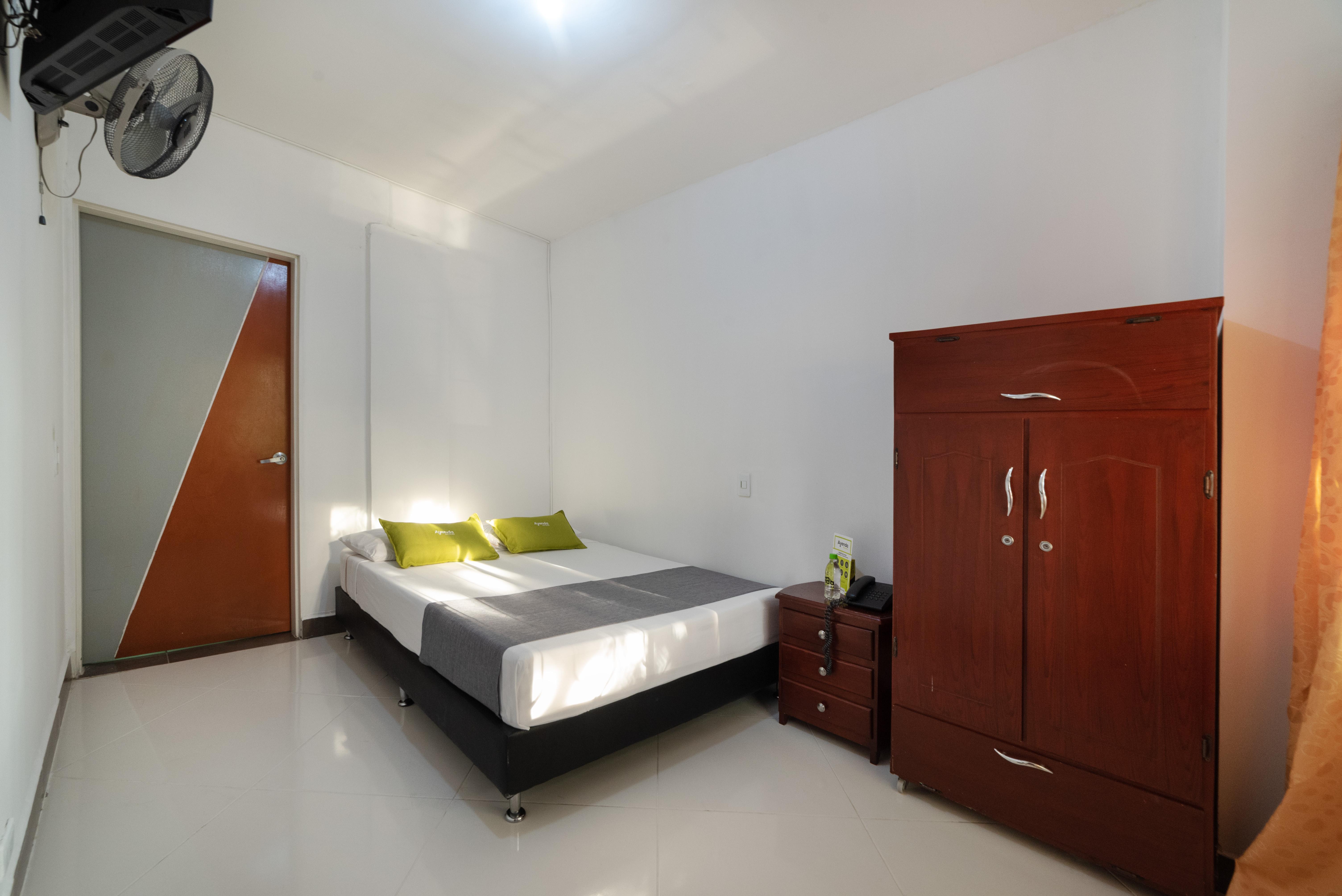 Ayenda 1234 Imperio 70 Hotel เมเดยิน ภายนอก รูปภาพ
