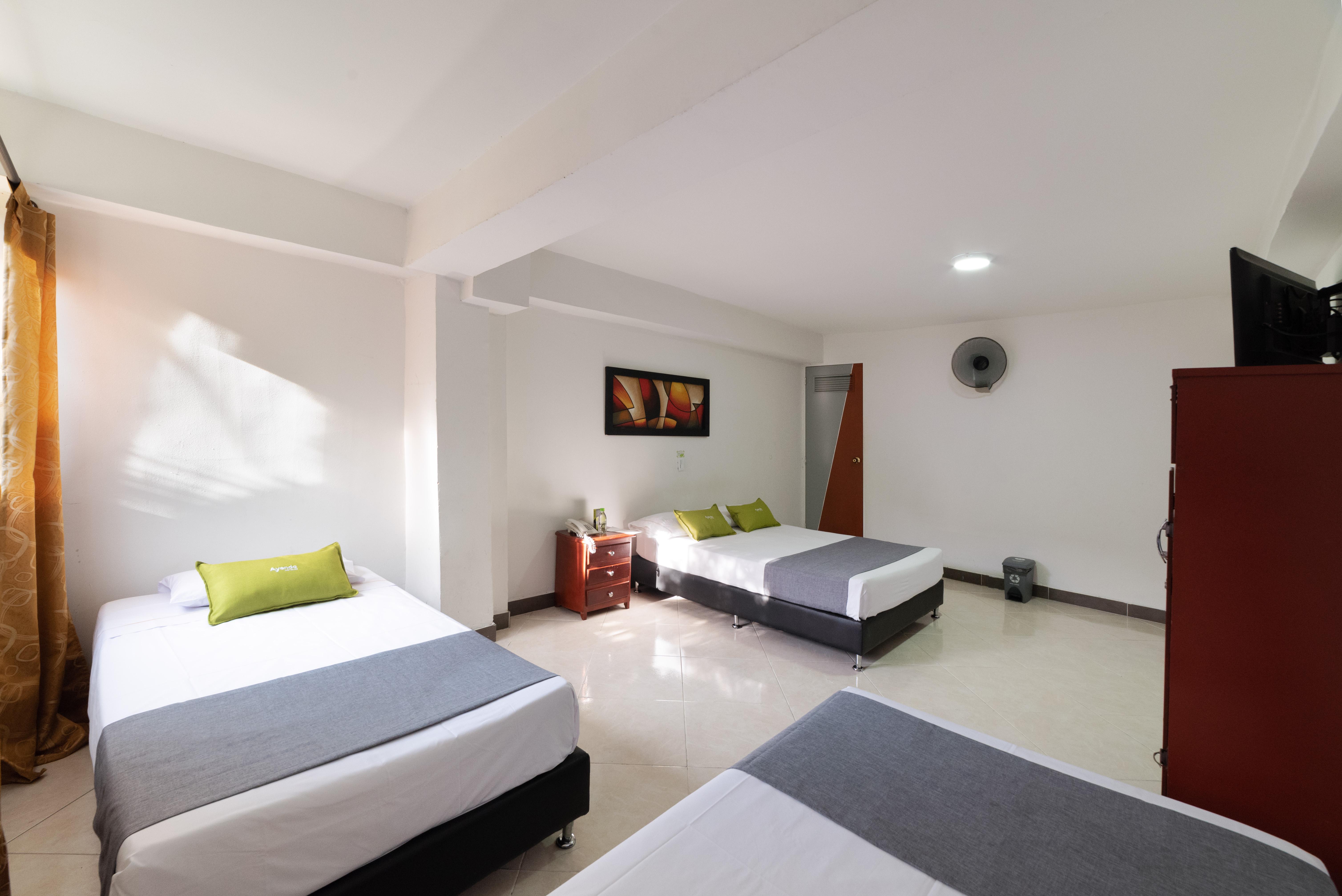 Ayenda 1234 Imperio 70 Hotel เมเดยิน ภายนอก รูปภาพ