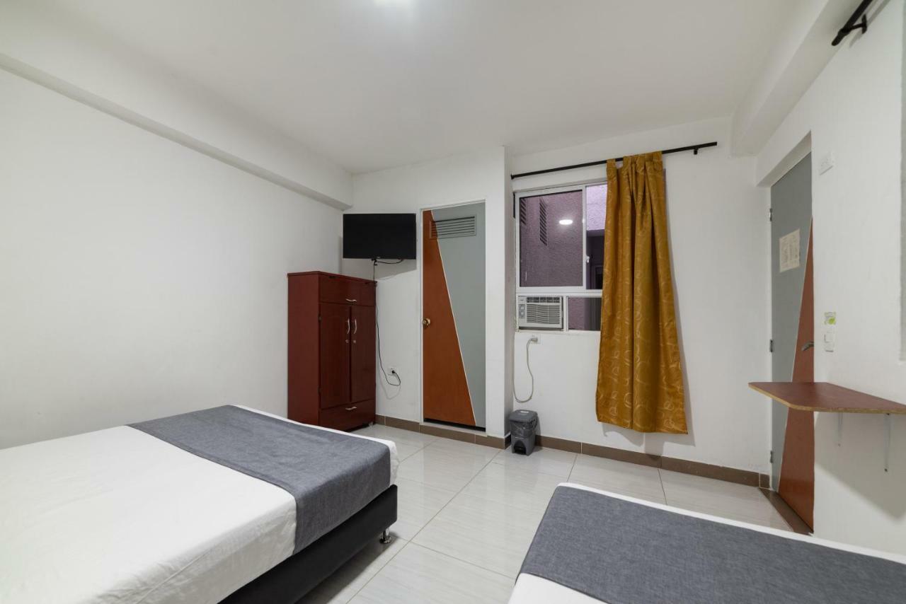 Ayenda 1234 Imperio 70 Hotel เมเดยิน ภายนอก รูปภาพ