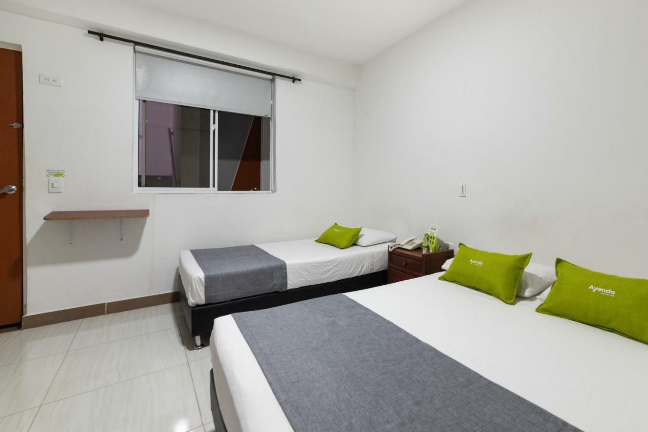 Ayenda 1234 Imperio 70 Hotel เมเดยิน ภายนอก รูปภาพ